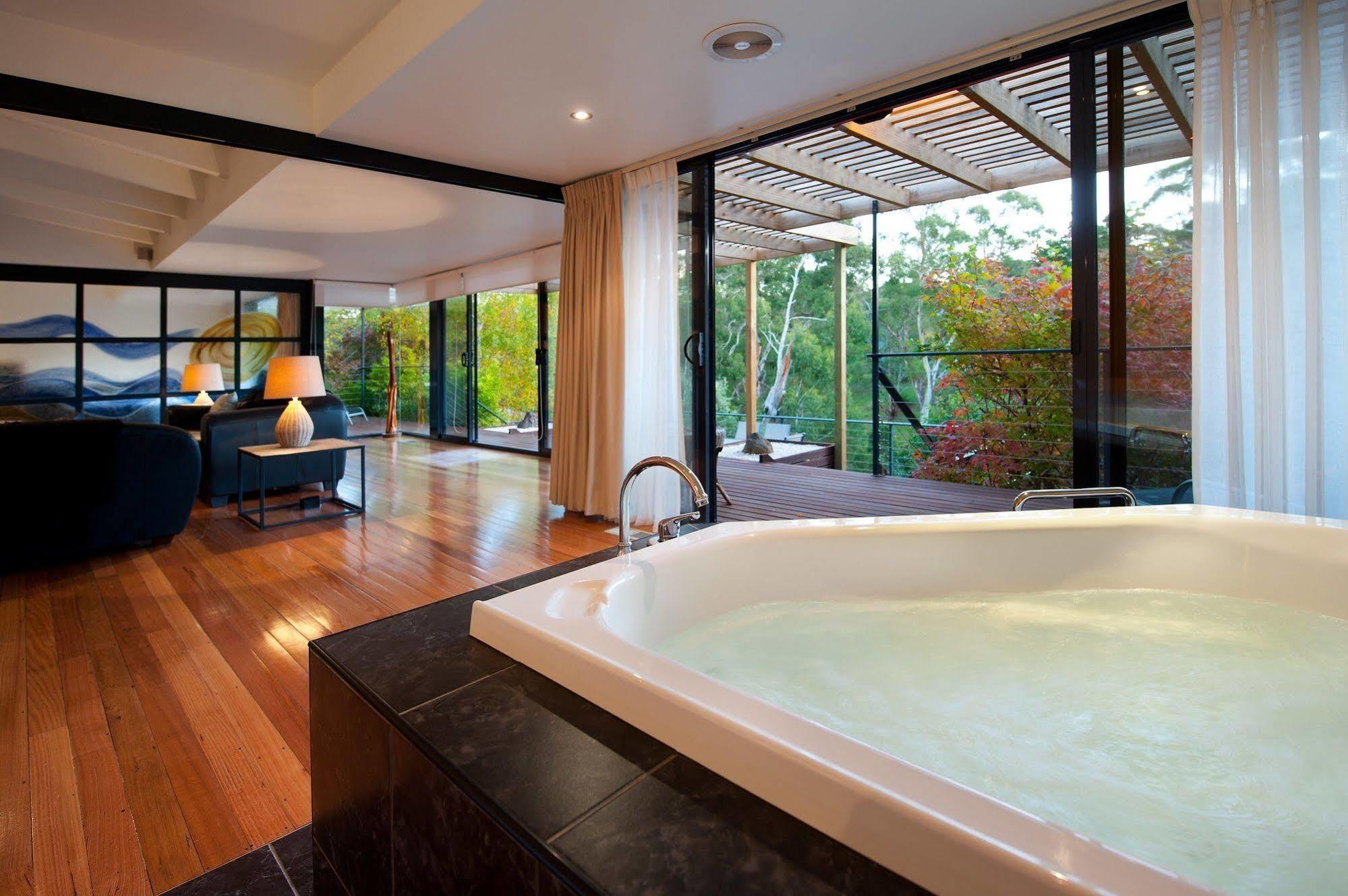 הפבורן ספרינגס Springs Spa Villa מראה חיצוני תמונה